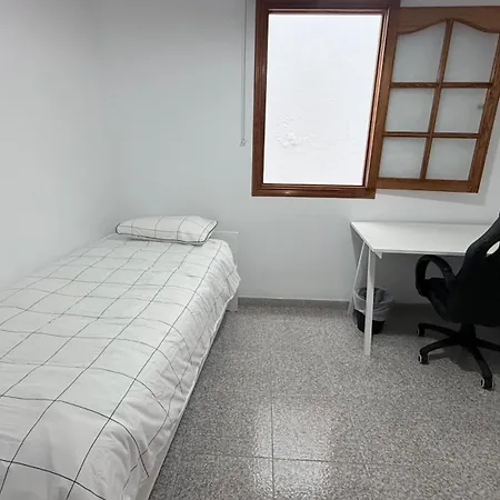 بيت ضيافة La Isleta Coliving لاس بالماس دي غران كاناريا