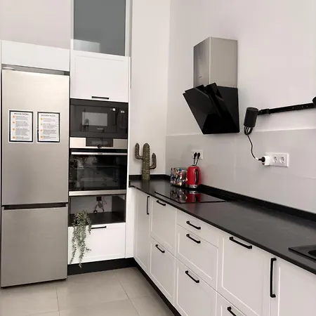 La Isleta Coliving 3*