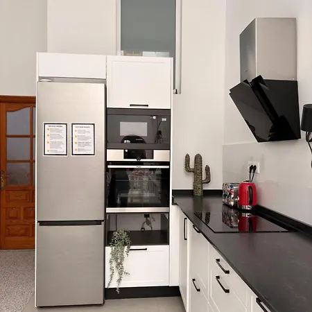 بيت ضيافة La Isleta Coliving لاس بالماس دي غران كاناريا