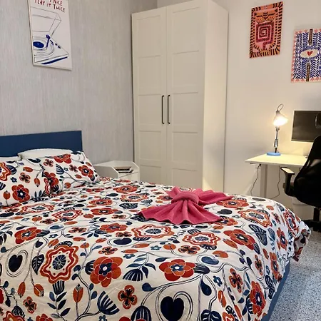 بيت ضيافة La Isleta Coliving