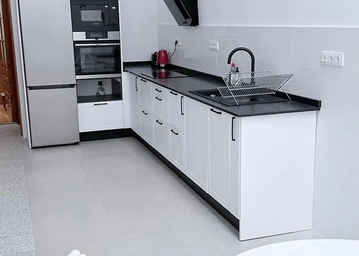 La Isleta Coliving Pensión 3*